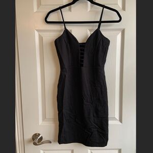 Forever 21 - MEDIUM - Mini - black bodycon dress with front cut outs